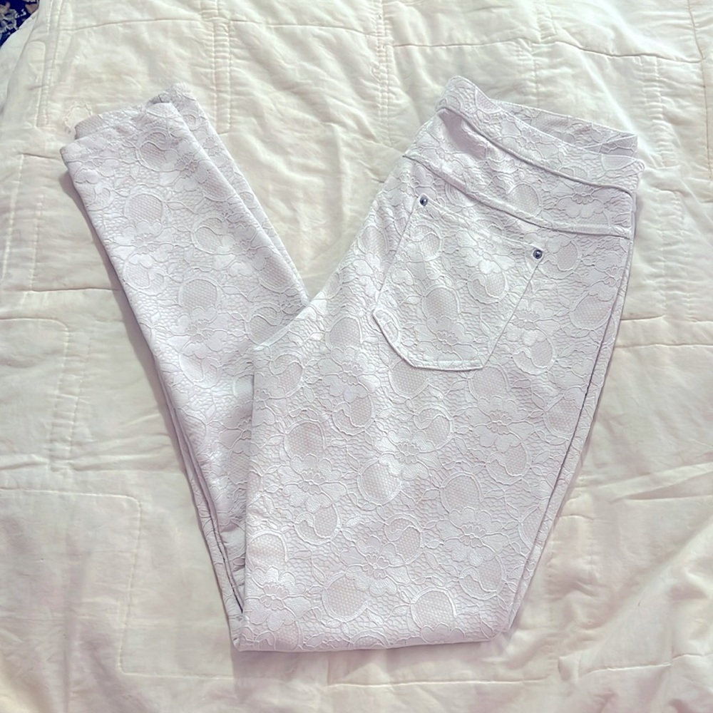 Hue lace pants size XL very pale pink in color